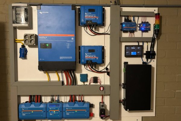 off-grid-energiesysteem-rottemerplaat-02 off-grid-energiesysteem-rottemerplaat-02